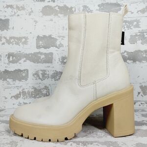NWT Dolce Vita Womens Hoven H2O White Pull On Chelsea Boots A650